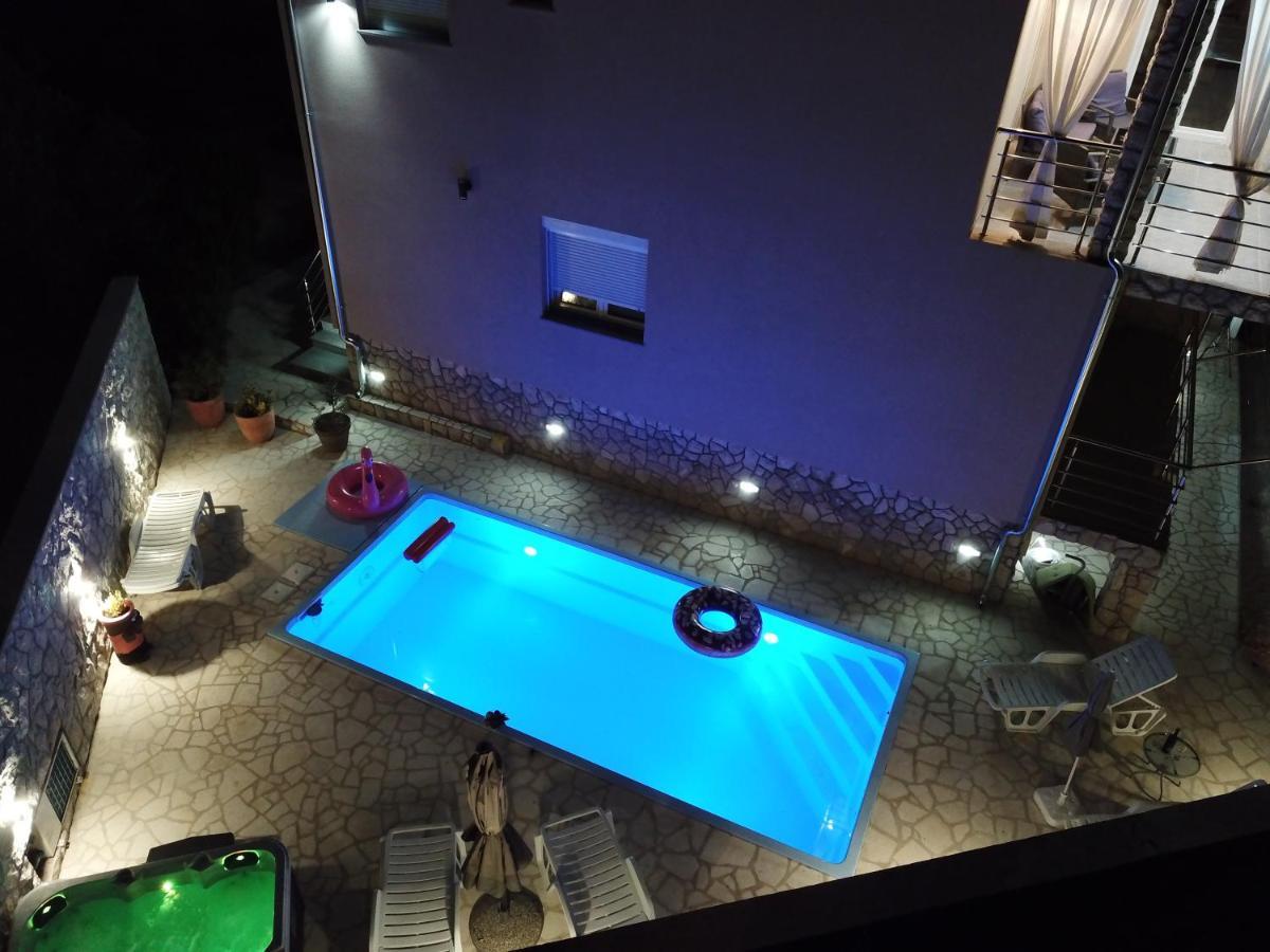 Apartments Adriana Bilice Luaran gambar