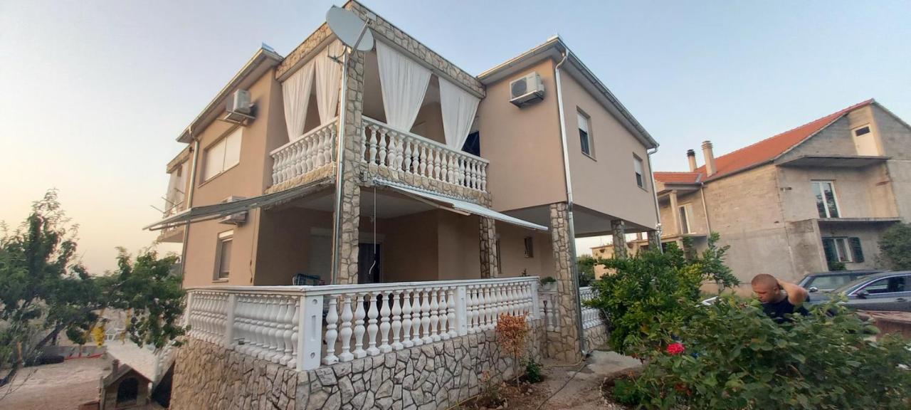 Apartments Adriana Bilice Luaran gambar