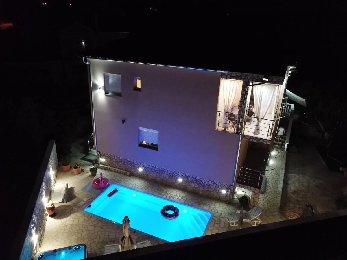Apartments Adriana Bilice Luaran gambar